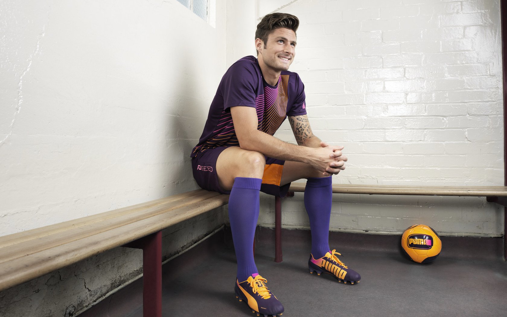 KAIYUNAPP-“短柄墙球：高新区全民健身馆上演反转剧，战术和快速反应成比赛关键”